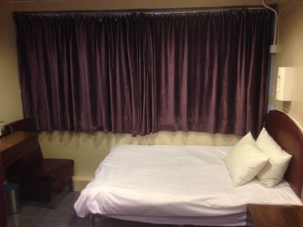 Kowloon Youth Village Tsim Sha Tsui 九龙青年公寓 Hong Kong Esterno foto